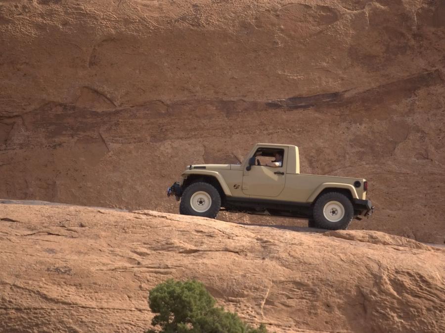  Jeep Wrangler JT Concept 2007 года  (фото 6 из 54)